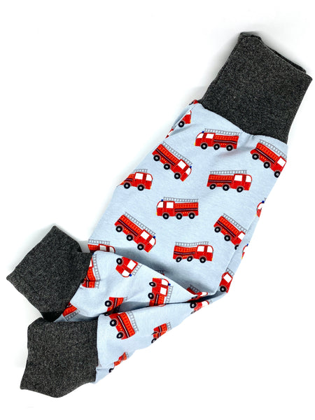 Babyhose gross