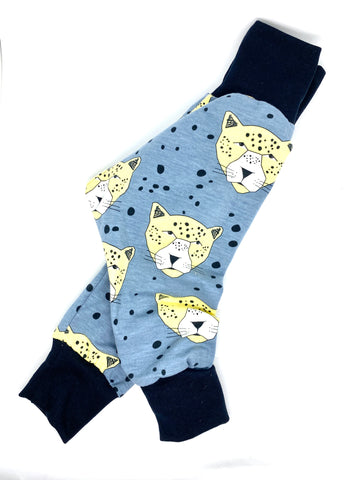 Babyhose gross