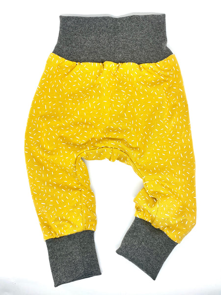 Babyhose gross
